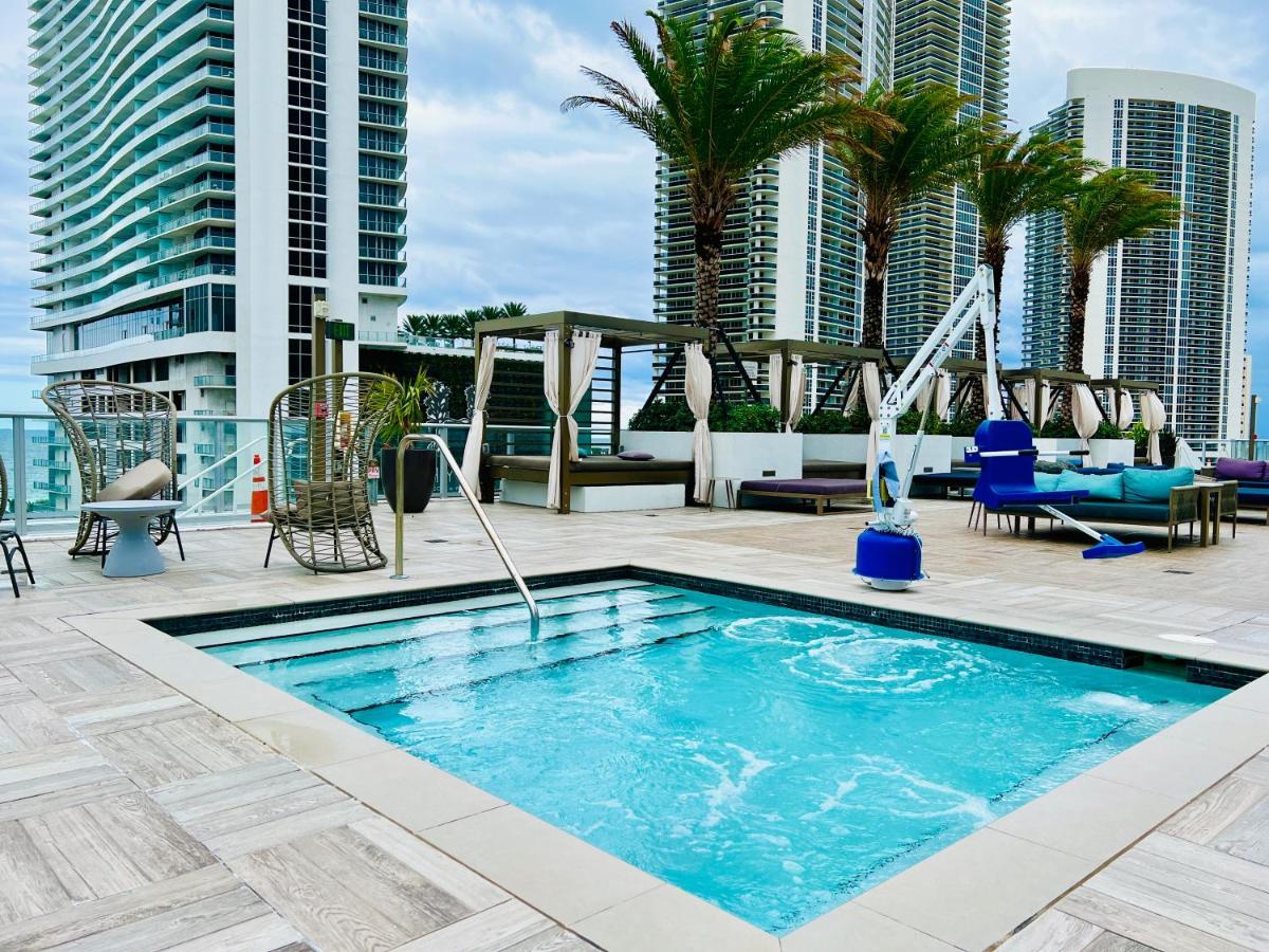 Hyde House - Luxury Waterfront 2Br 2Ba Apartment Suite With Direct Ocean View, Roof Top Pool, Resort Amenities Hollywood Esterno foto